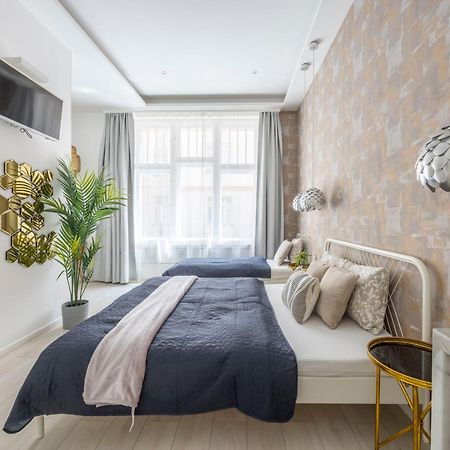 Exclusive Private Residence In The Center Of Bp W 4Bedrms, 4 Bathrms Budapest Exterior photo